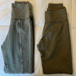 2 Pair of Adult XS Aerie leggings